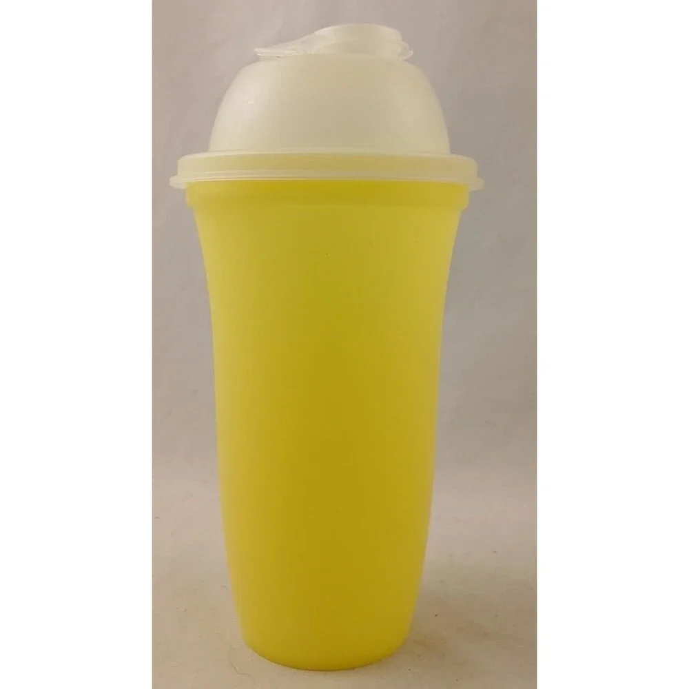 ​Vintage Tupperware Quick Shaker Yellow 844-3